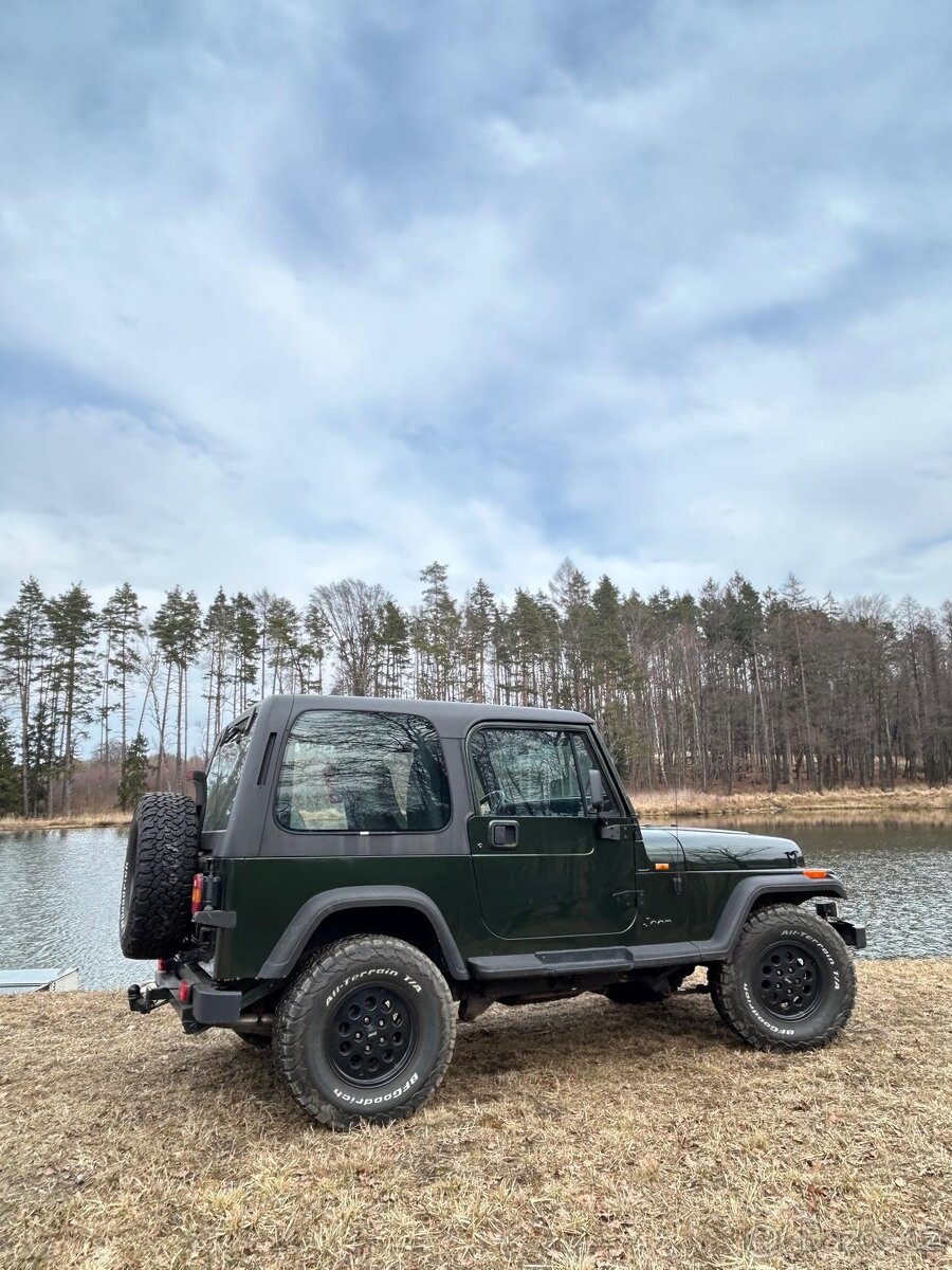 Jeep Wrangler YJ 4.0 HIGH OUTPUT