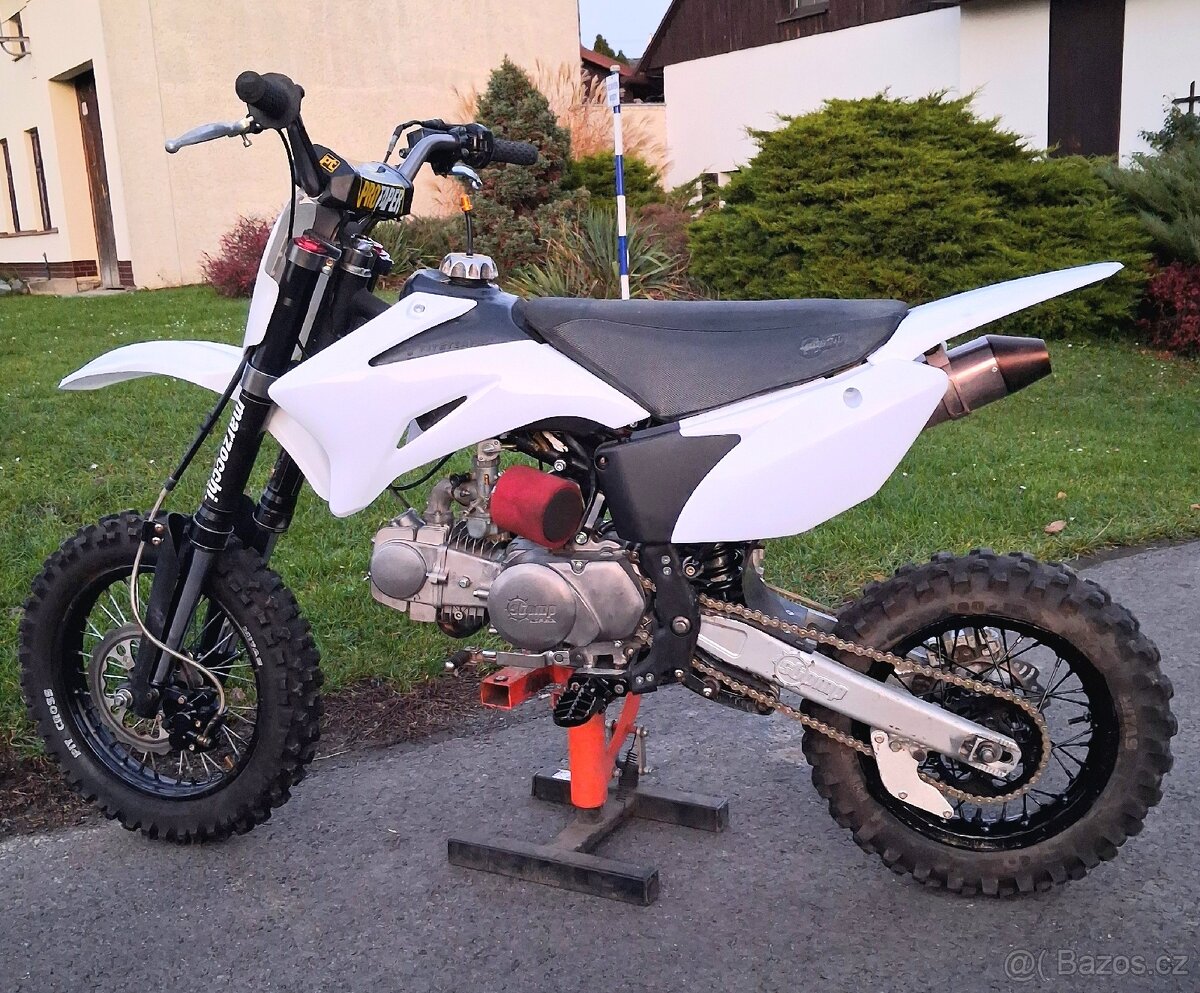 Pitbike Stomp 140 demonX