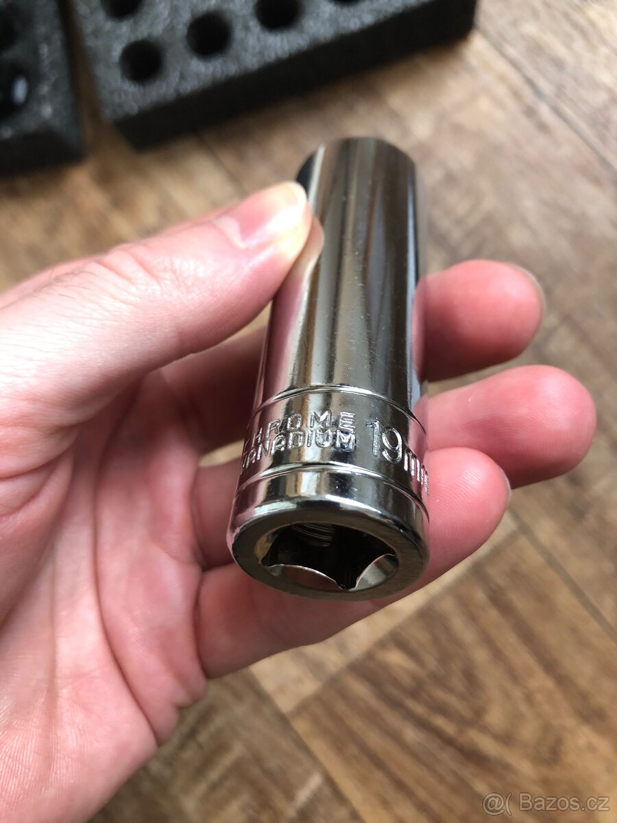 RAYS 2-dílné kolové matice M12x1,5 58mm, 20ks - 4