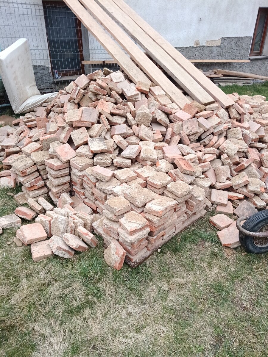 Půdovky - staré cihly - 4