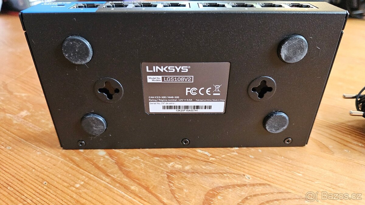Linksys LAN Switch LGS108V2 - 4