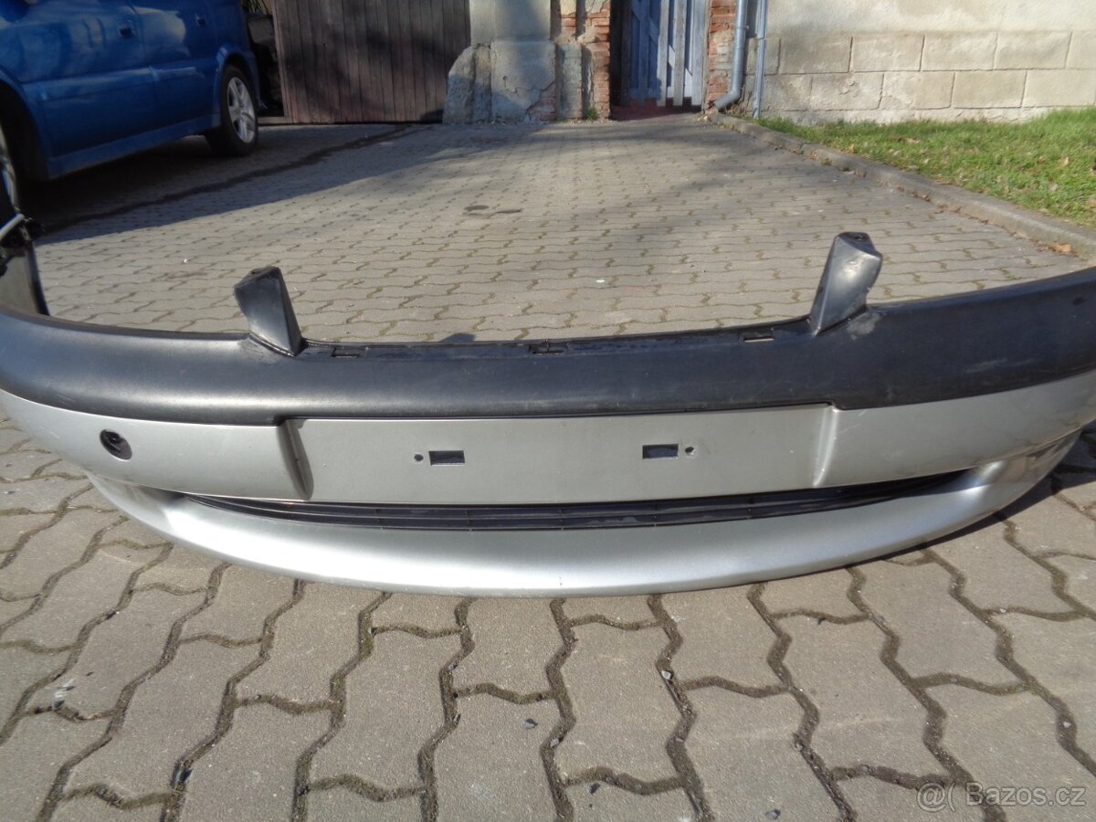 Opel vectra B přední nárazník GM 90464527 - 4