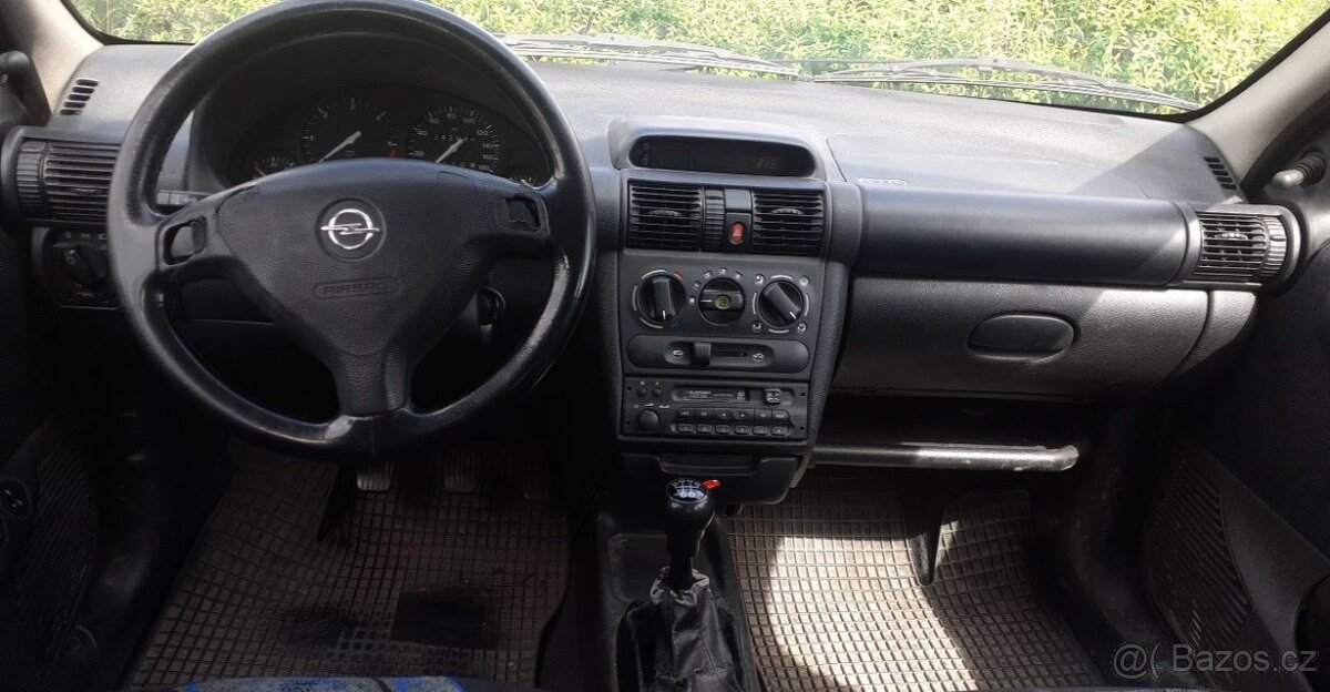 Opel Corsa B - 4