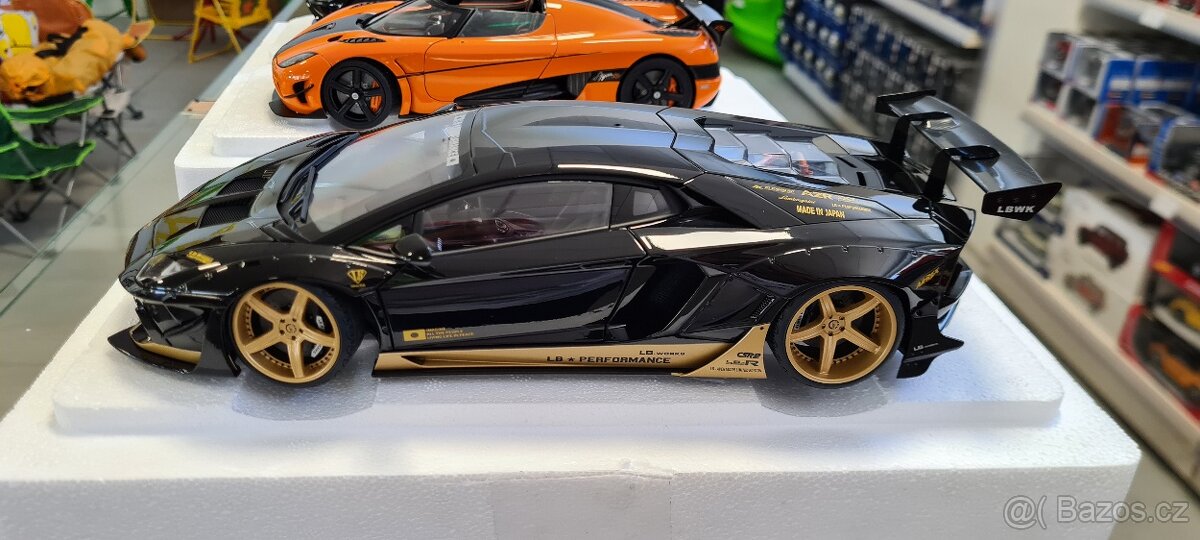 Modely autoart 1:18 - 4