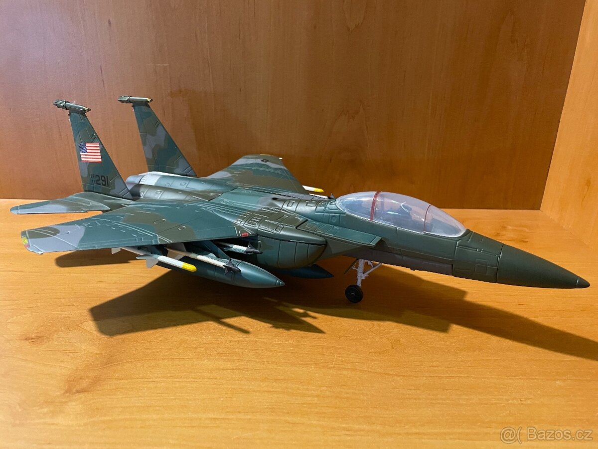 F-15 Eagle - velký stolní zapalovač - 4