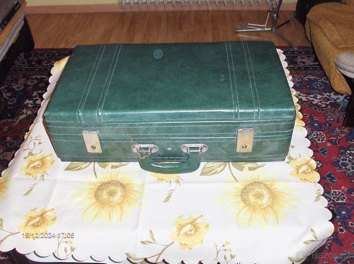 Prodám Bb trubku Amati - 4