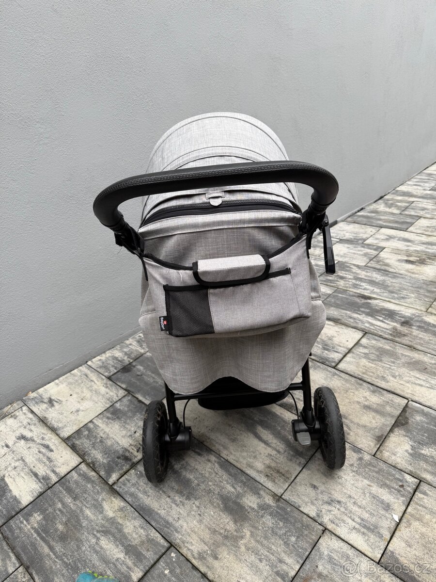 Sportovni kocarek s prislusenstvim + autosedacka - 4