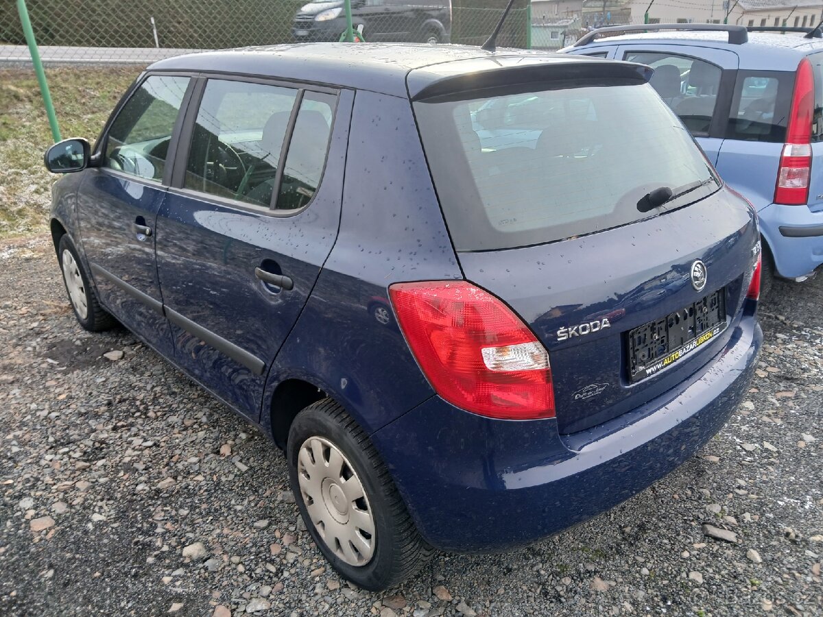 Škoda Fabia II 1.2 TSi ACTIVE - 4