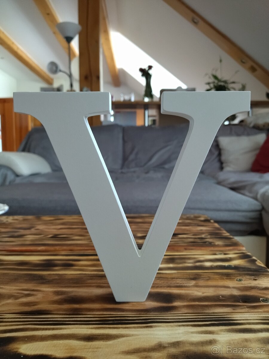 Písmena S, &, V - 4