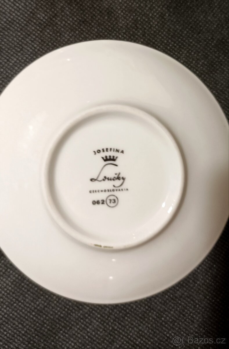 PORCELÁNOVÁ SADA - 4