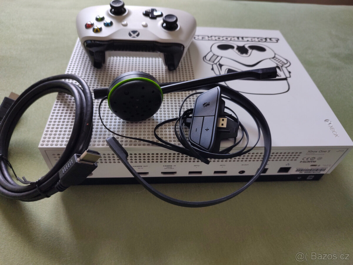 Xbox One S 500GB, bezdrátový ovladač, původní krabice - 4
