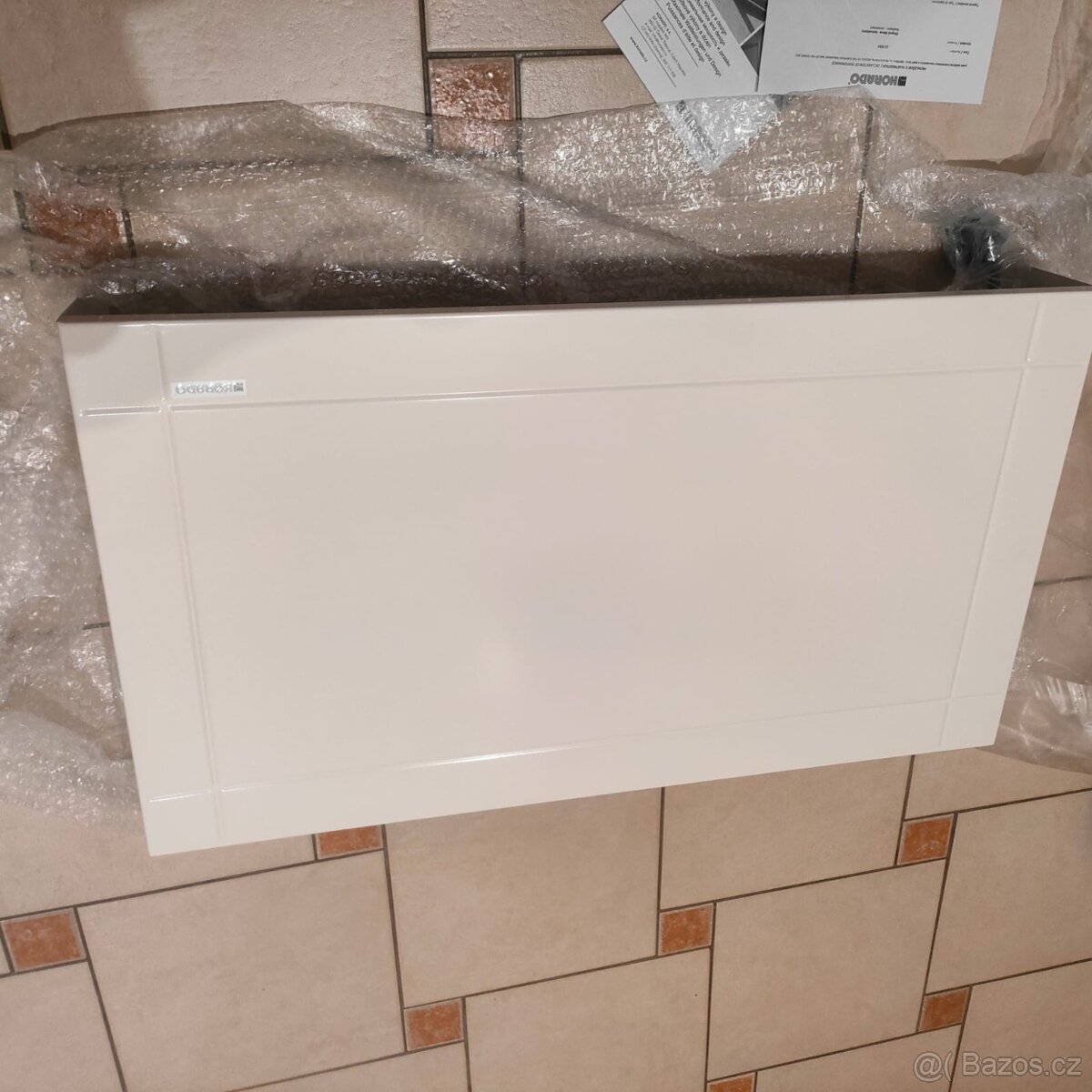 Nástěnný radiátor Korado KORAWALL- 800/450/120mm Levý - 4