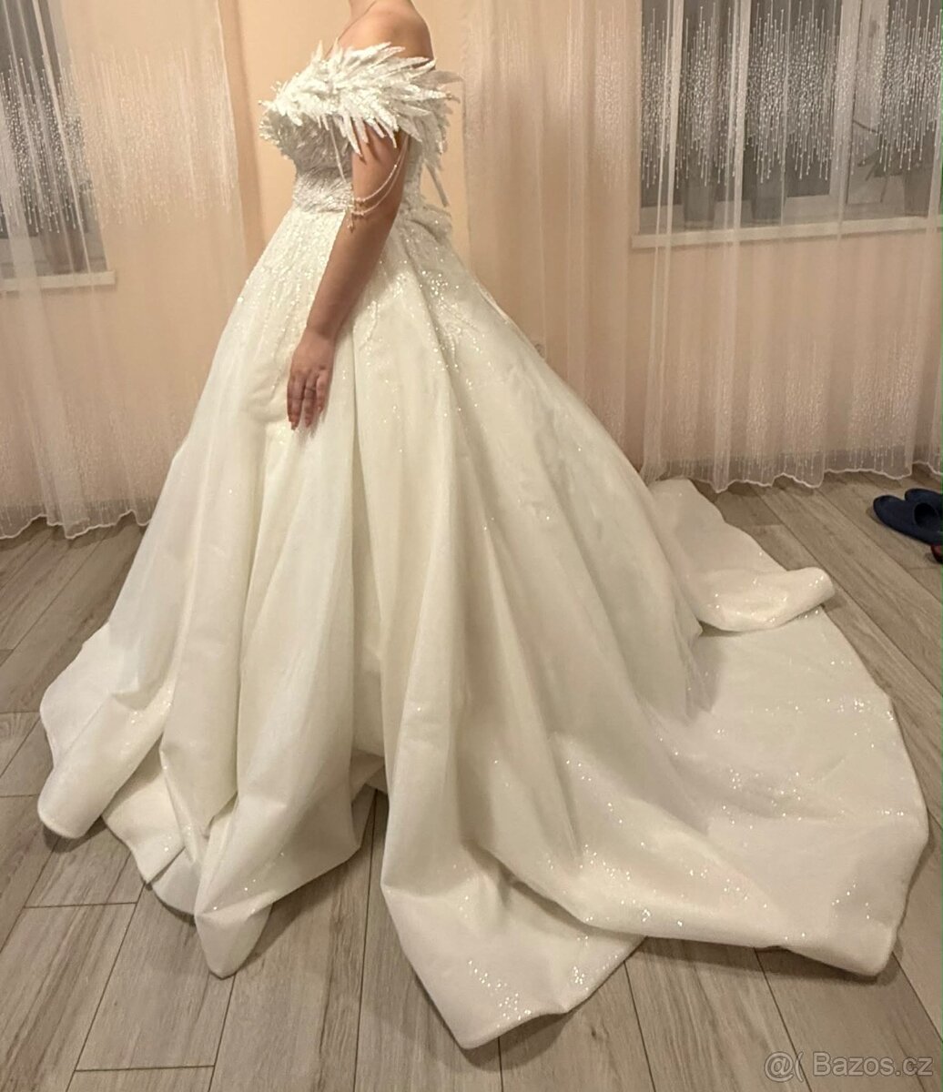 Svatební šaty - 4