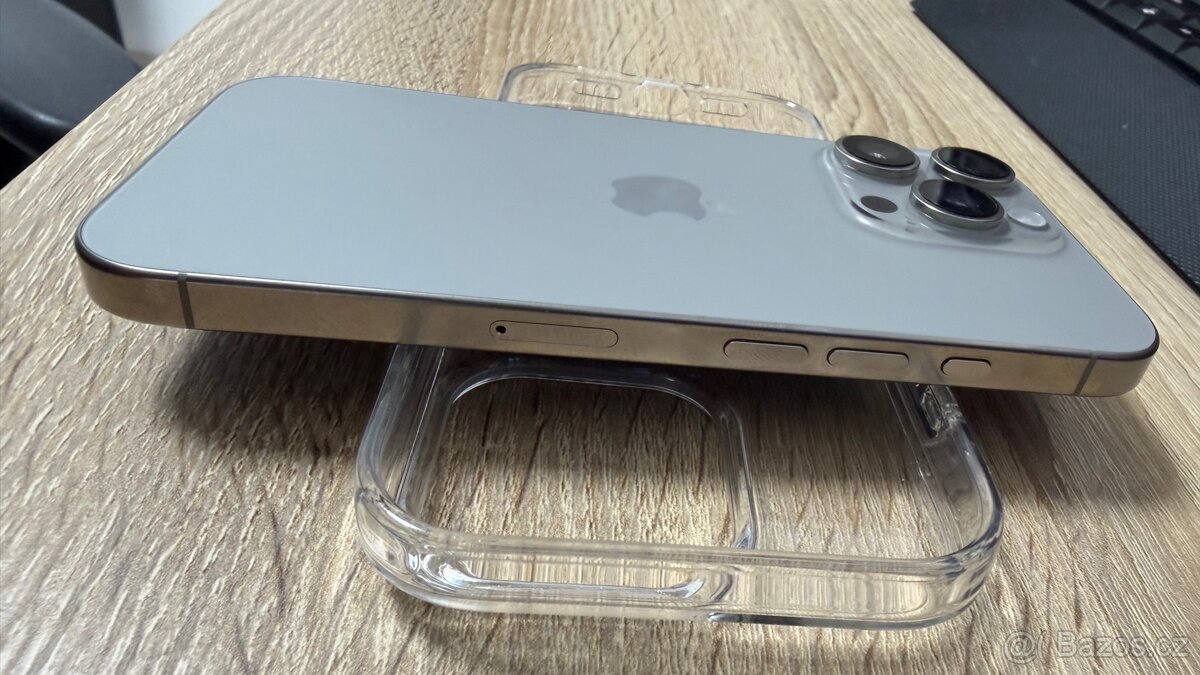 iPhone 16 Pro 128 přírodní Titan - 4