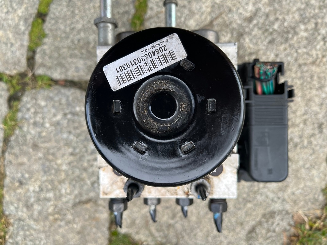 DODGE ABS - pumpa / čerpadlo / modul - 4