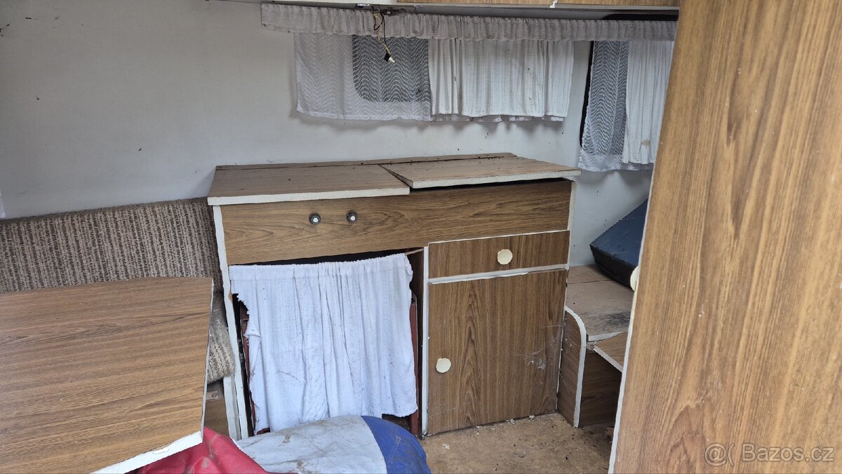Karavan - 4