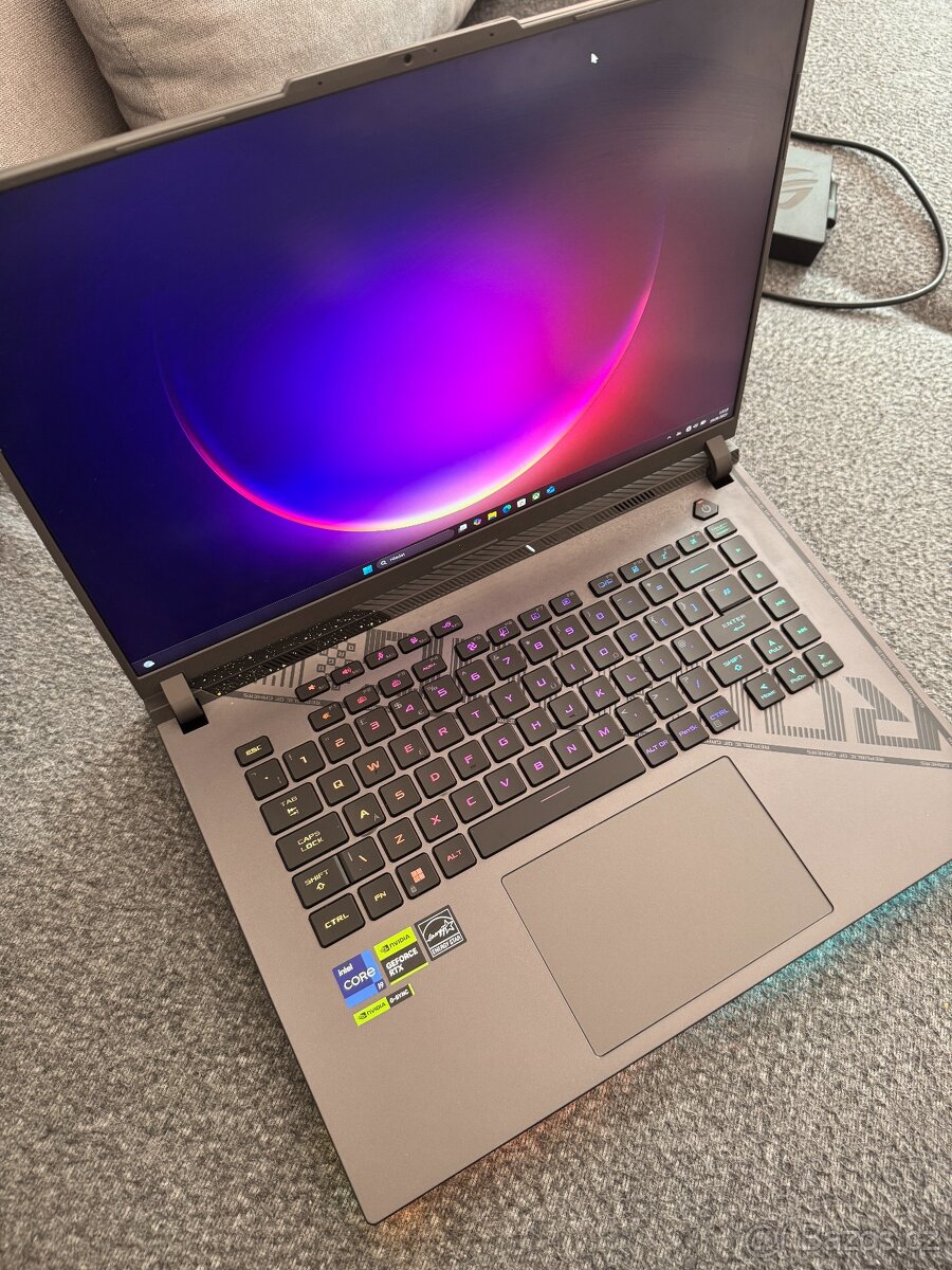 Asus ROG Strix G16 G614J - 4