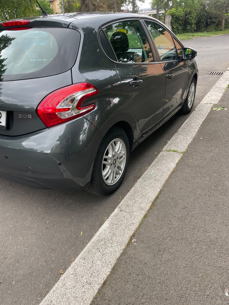 Peugeot 208 1.4 HDI - 4