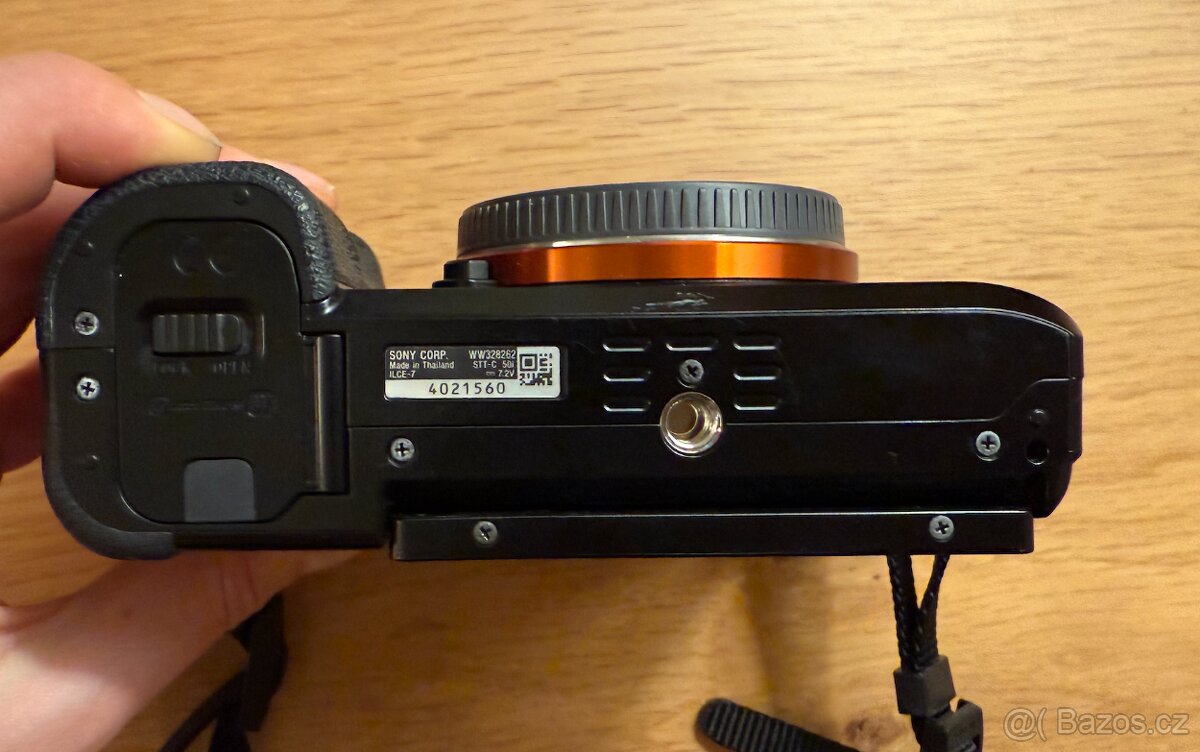 Sony Alpha A7 (ILCE-7) – perfektní stav, pouze 6792 snímků - 4