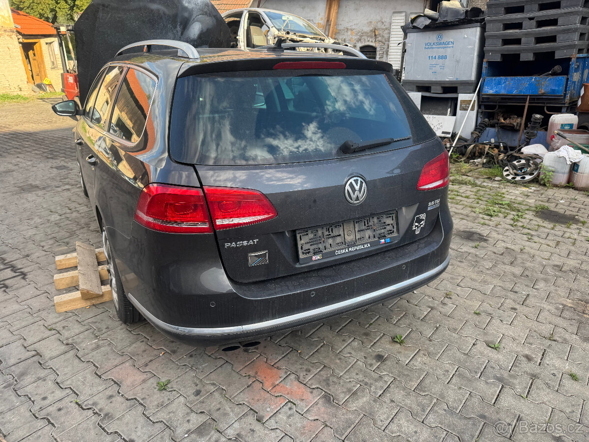 Passat B7 2012 - Pouze díly , Hořovice okr Beroun - 4