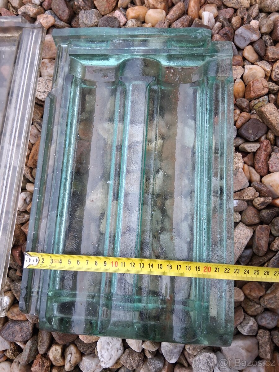 Skleněné prosvětlovací střešní tašky - 4