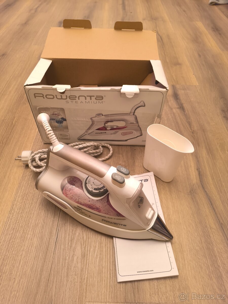napařovací žehlička Rowenta - 4