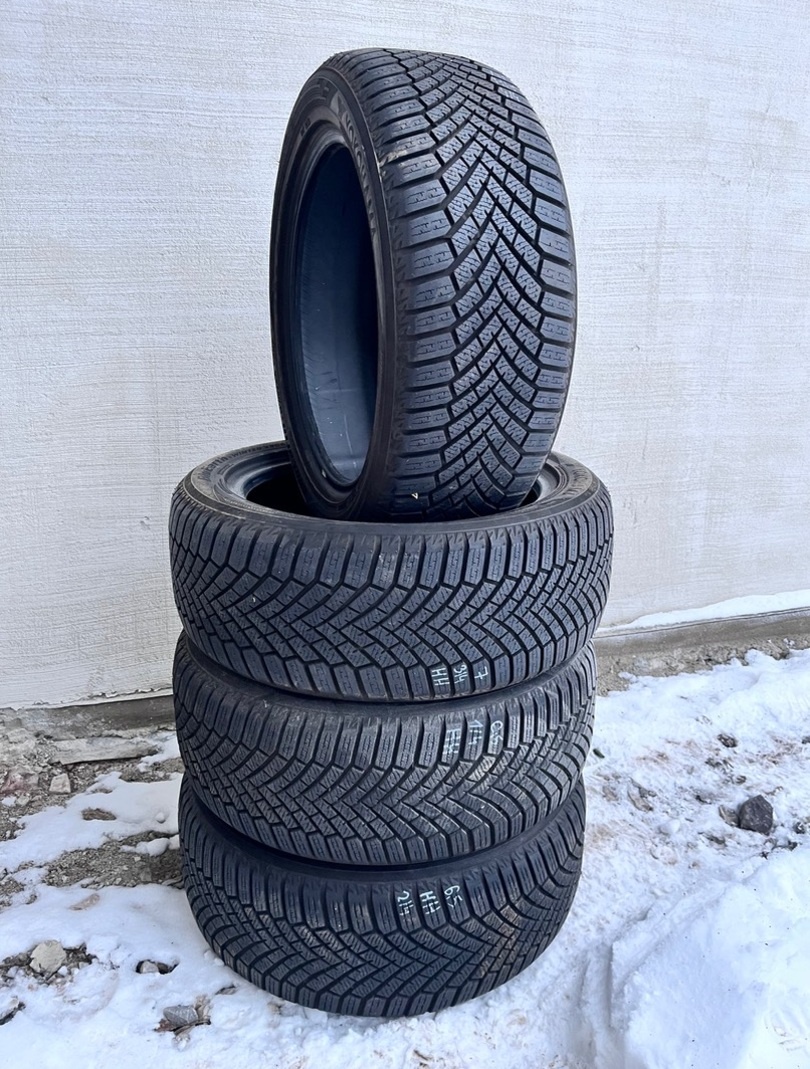 215/50 R17 95V Yokohama - DOT 2023 - 4