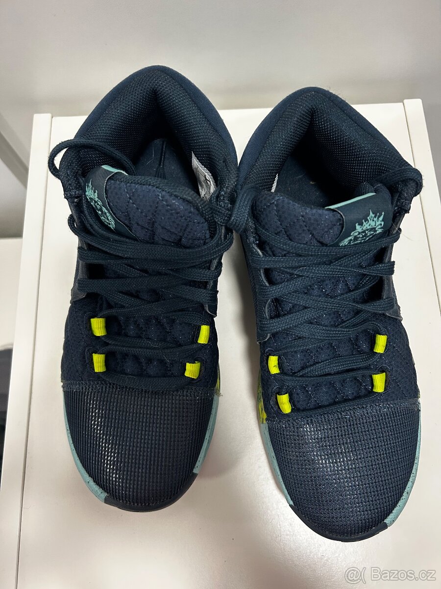 Nike LeBron Witness 8 "Armory Navy" - 4