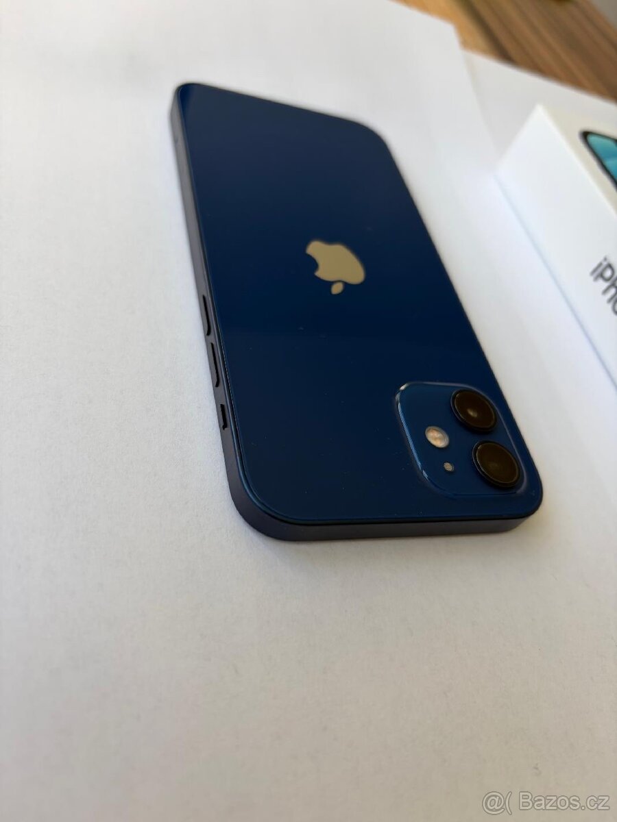 iPhone 12 64GB modrý - 4