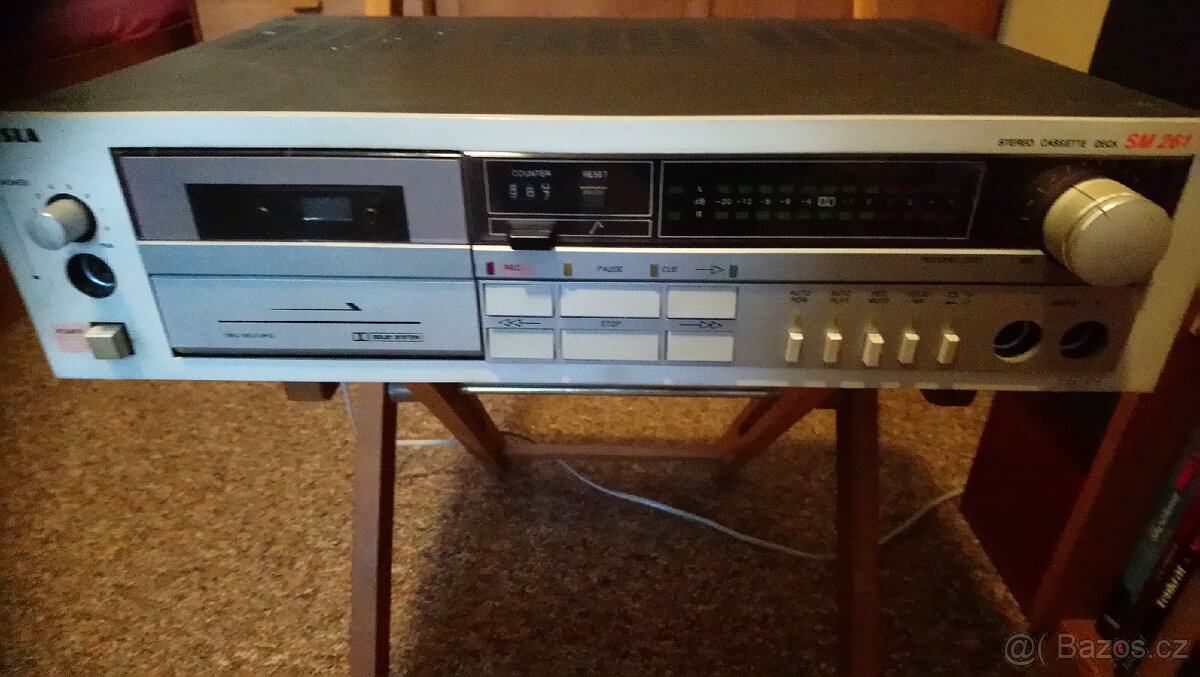 Kazetový magnetofon TESLA SM 261 - 4