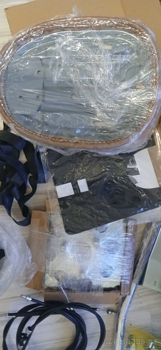 Jawa 555,550 pionyr dily +motor - 4