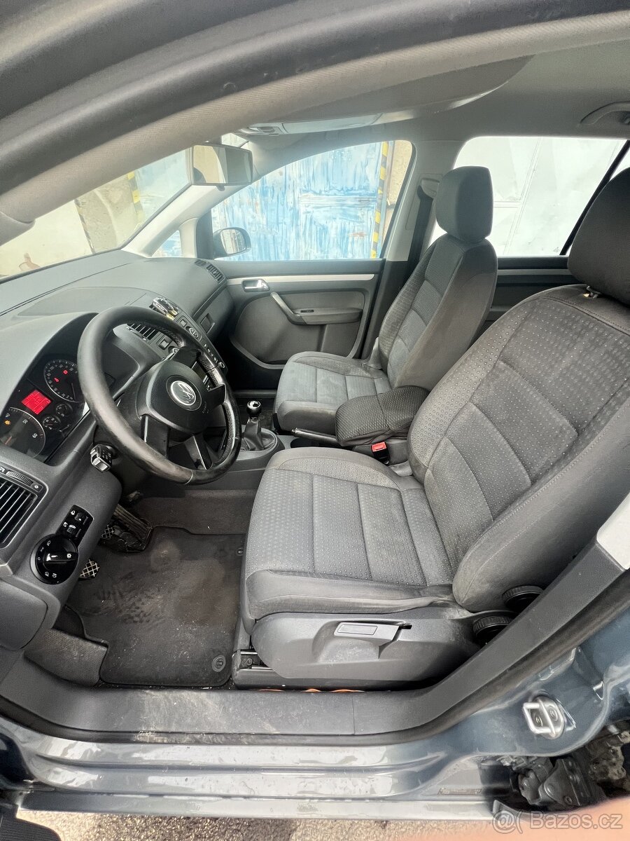 Náhradní díly VW Touran LA7Y - 4