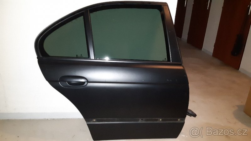 BMW E39, dvere zadni, prave - 4