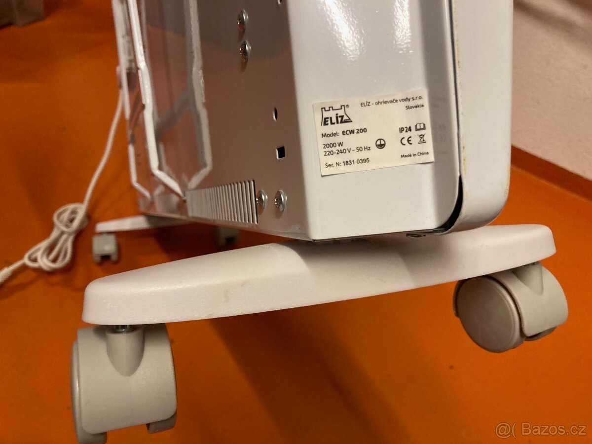 EL. OTOPNÉ TĚLESO - KONVEKTOR 2kW - 4