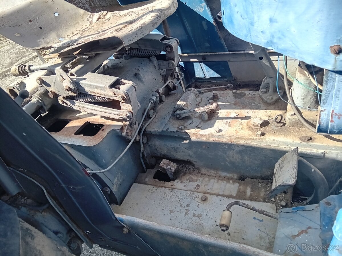 Zetor 4011 náhradní díly - 4