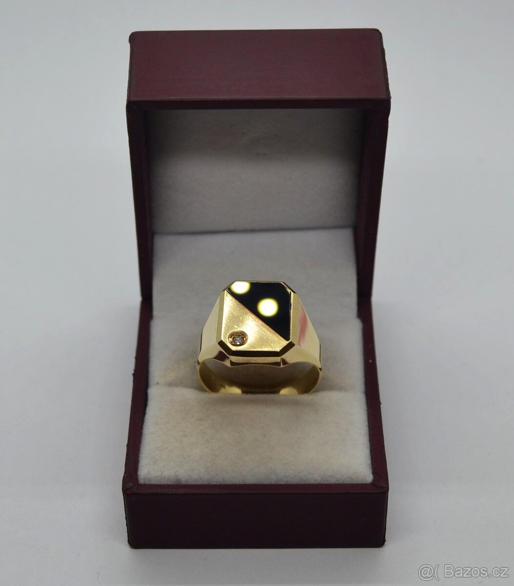 Zlatý pánský prsten s briliantem - 4