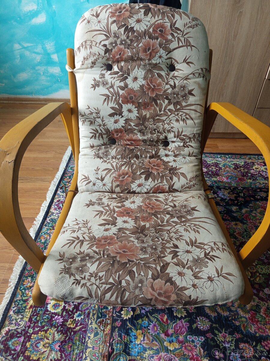 Konferenční stolek - 4