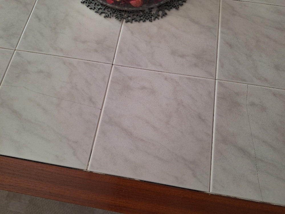 Konferenční stůl - 4