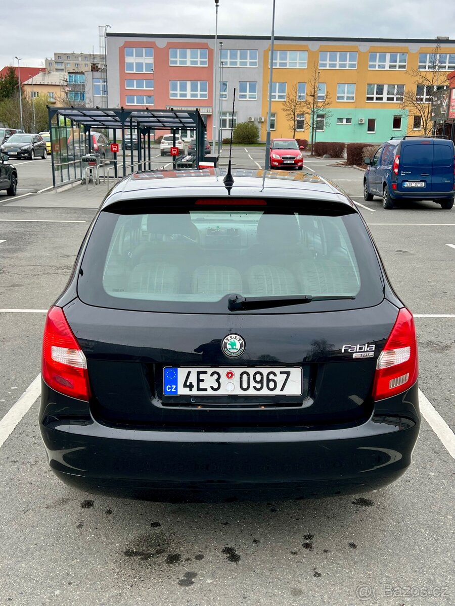 ŠKODA FABIA COMBI 1.6 DIESEL R.2010 - 4
