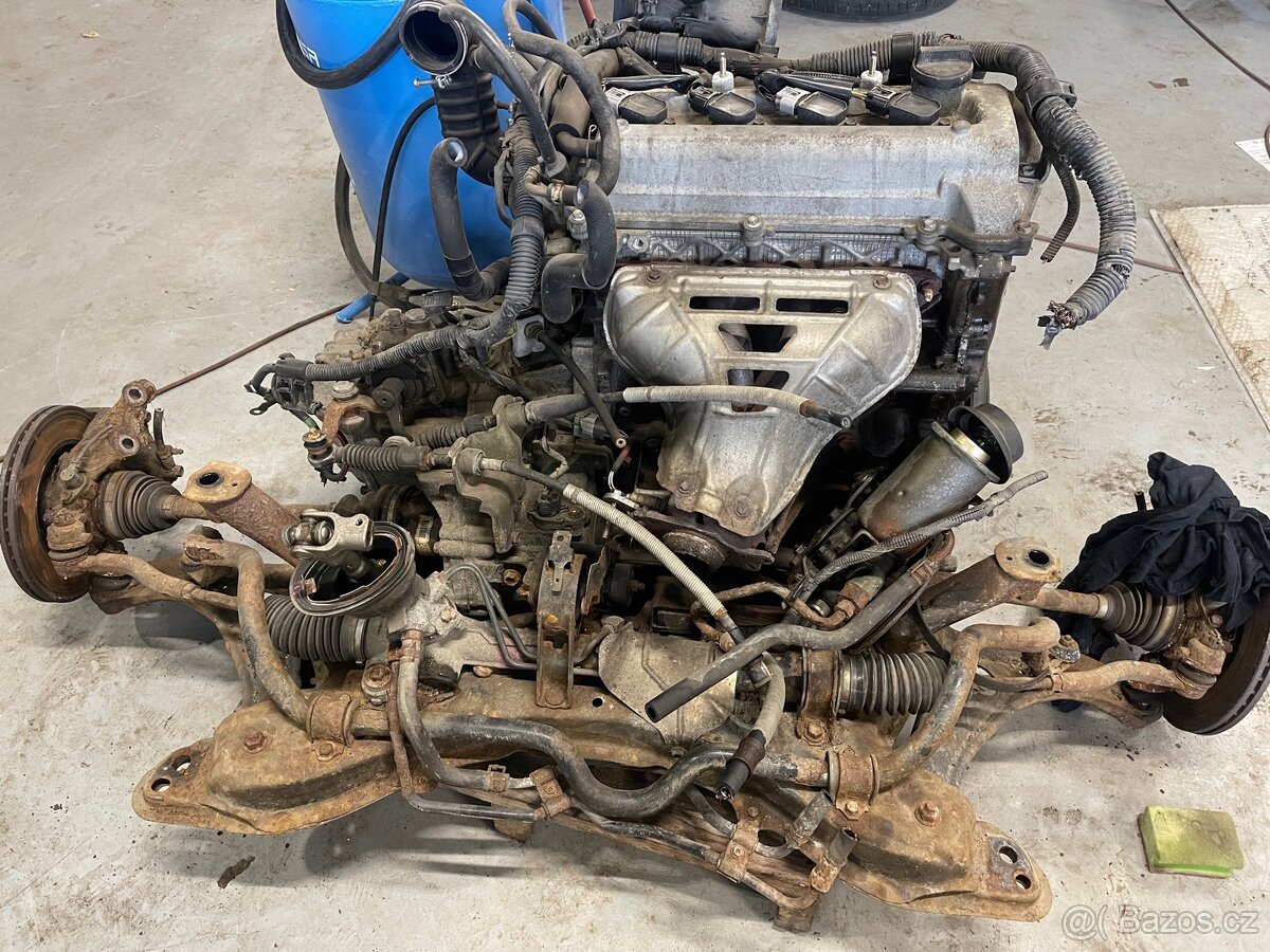 Toyota Yaris Verso motor, převodovka. - 4