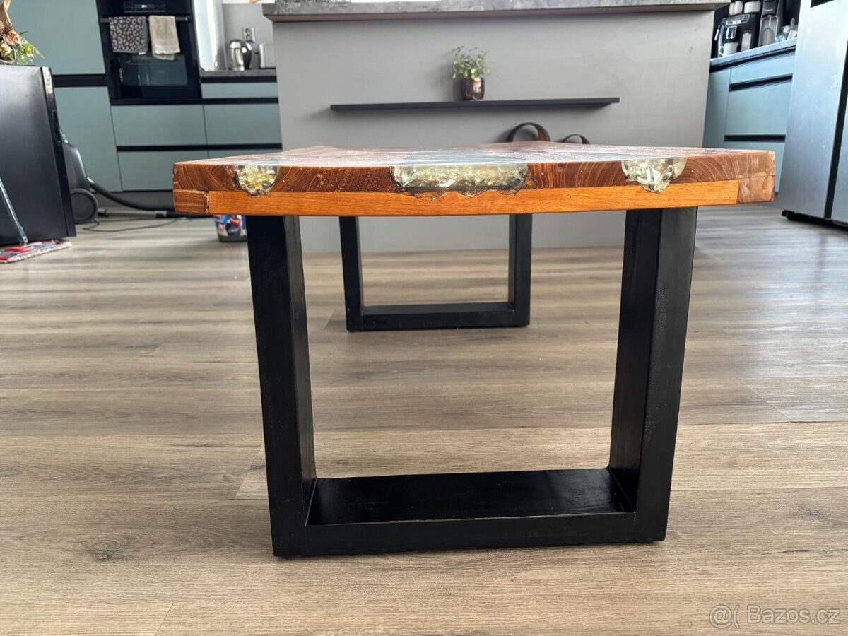 Konferenční stolek - 4