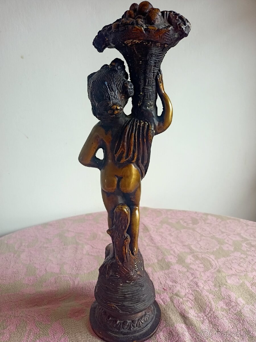 Bronzová soška - 4