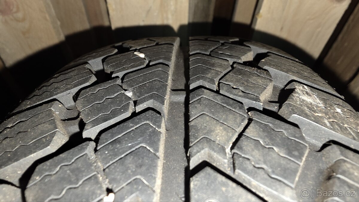 175/70R13 zimní - 4