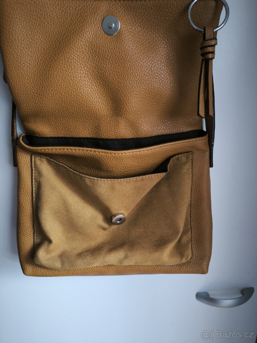 Hořčicově žlutá kabelka - 4