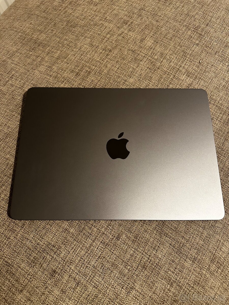 MacBook Air 13 - 4