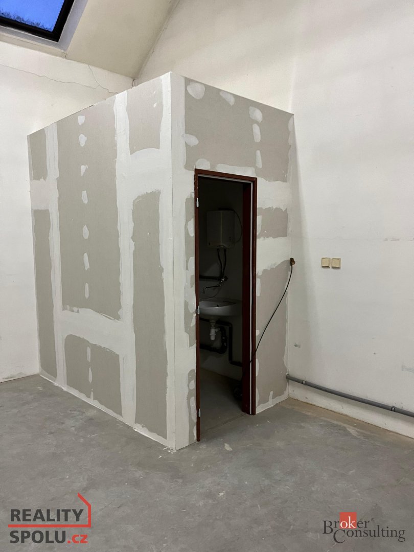 Pronájem, komerční/sklad, 250 m2, Šťáhlavice 150, 33204 Šťáh - 4