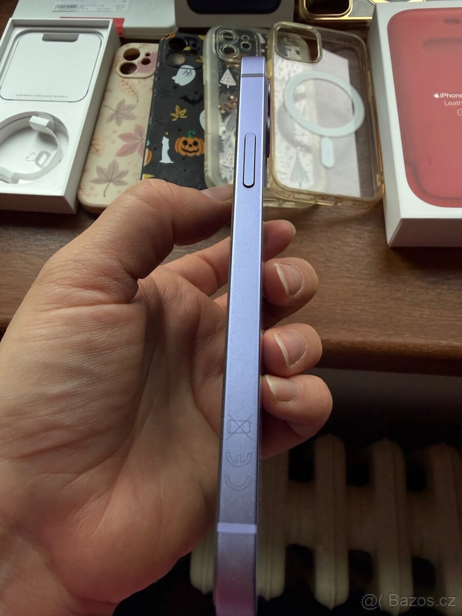 Prodám iPhone 12 128GB - 4