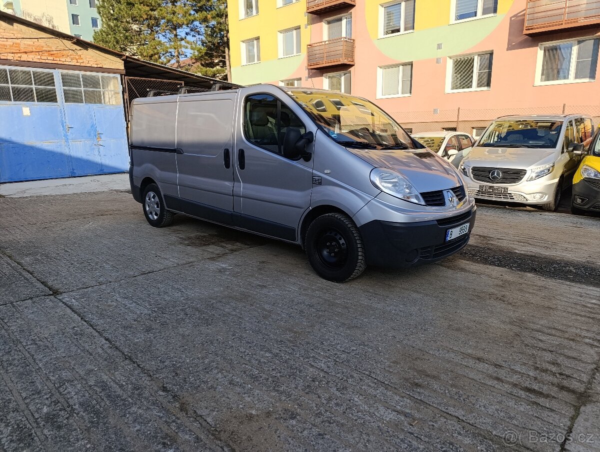 Renault Trafic Long 2.0dci - 4