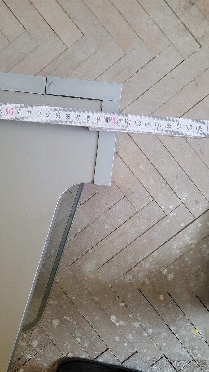 Televizní stolek - 4