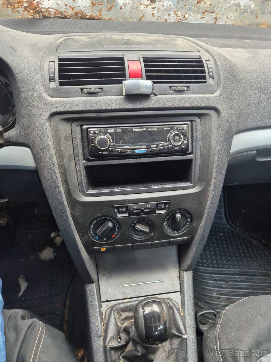 Škoda Octavia II combi 2.0 TDi 103kW - 4